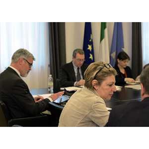 Riunione della Giunta regionale presieduta da Debora Serracchiani (Presidente Regione Friuli Venezia Giulia) - Udine 17/04/2015