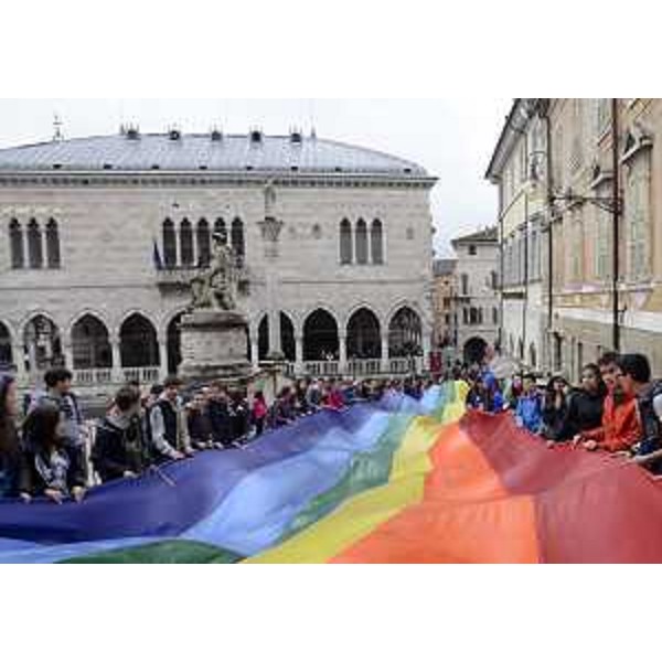 Il Meeting nazionale delle scuole nelle trincee della Grande Guerra, parte integrante del Programma nazionale di Educazione alla Cittadinanza democratica "Dalla Grande Guerra alla Grande Pace" (Anno scolastico 2014-2015) - Udine 17/04/2015