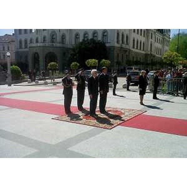 Sergio Mattarella (Presidente Repubblica Italiana) e Borut Pahor (Presidente Repubblica Slovena) nella piazza del Congresso - Lubiana 22/04/2015