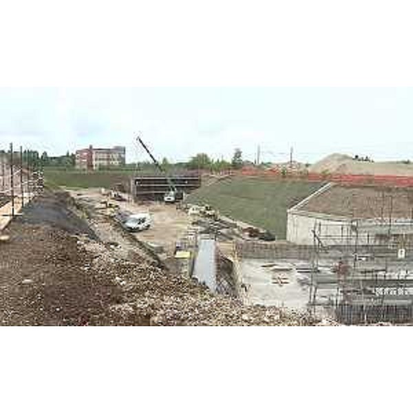 Cantiere per la realizzazione del sottopasso ferroviario per l'eliminazione del passaggio a livello lungo la Strada Statale 13 Pontebbana, in località Santa Caterina - Pasian di Prato (UD) 27/04/2015