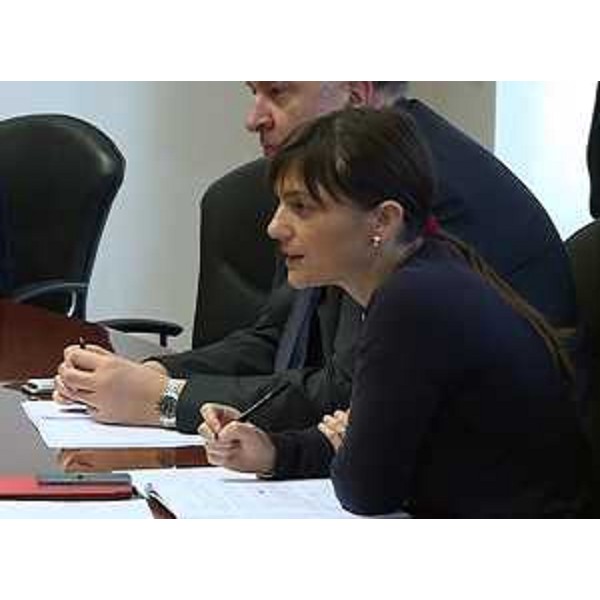 Debora Serracchiani (Presidente Regione Friuli Venezia Giulia) e Roberto Cosolini (Sindaco Trieste) al Tavolo con le rappresentanze sindacali provinciali di CGIL, CISL e UIL e i delegati dei lavoratori impegnati in Alcatel Lucent - Trieste 25/04/2015