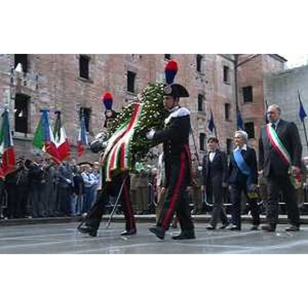 Debora Serracchiani (Presidente Regione Friuli Venezia Giulia) al Monumento Nazionale della Risiera di San Sabba per le celebrazioni della Liberazione - Trieste 25 aprile 2015