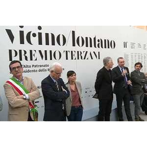Debora Serracchiani e Sergio Bolzonello (Vicepresidente e presidente Regione Friuli Venezia Giulia) all'inaugurazione dell'XI edizione del Festival "vicino/lontano" - Udine 07/05/2015