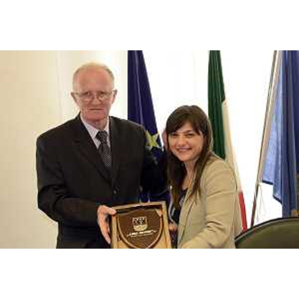 Vasilije Kusovak (Direttore esecutivo Porto di Cattaro) e Debora Serracchiani (Presidente Regione Friuli Venezia Giulia) in occasione dell'Accordo sottoscritto tra le due imprese triestine Trieste Yacht Berths e Trieste Refitting System e l'Agenzia Kotor Mar (Porto di Cattaro) per promuovere la Destinazione Trieste fra i proprietari di grandi yacht che toccano ogni anno il Porto del Montenegro - Trieste 13/05/2015