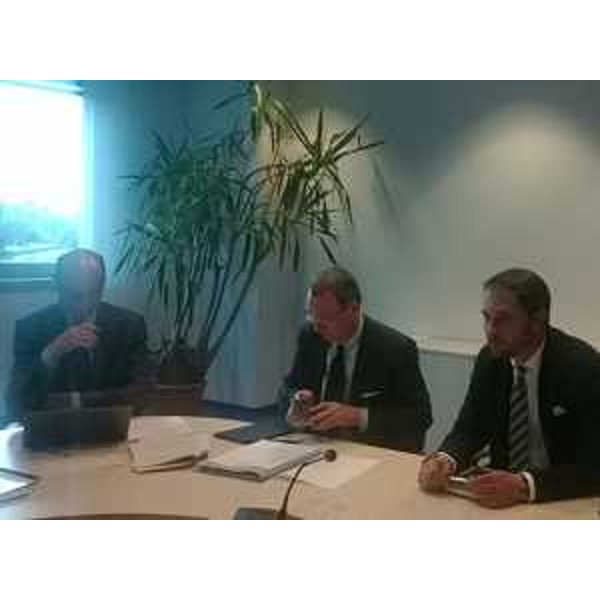 Sergio Bolzonello (Vicepresidente Regione FVG e assessore Attività produttive) e Cristiano Shaurli al Tavolo di confronto convocato per l'eventuale creazione della DOC interregionale delle Venezie - Udine 14/05/2015
