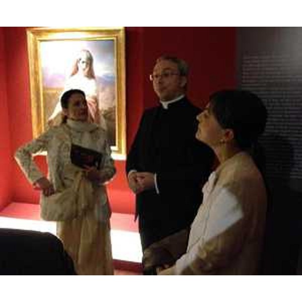 Carla Fracci, Angelo Zanello (Presidente Comitato San Floriano) e Debora Serracchiani (Presidente Regione Friuli Venezia Giulia) all'inaugurazione della mostra "L'ultima creatura. L'idea divina del Femminile" - Illegio 17/05/2015