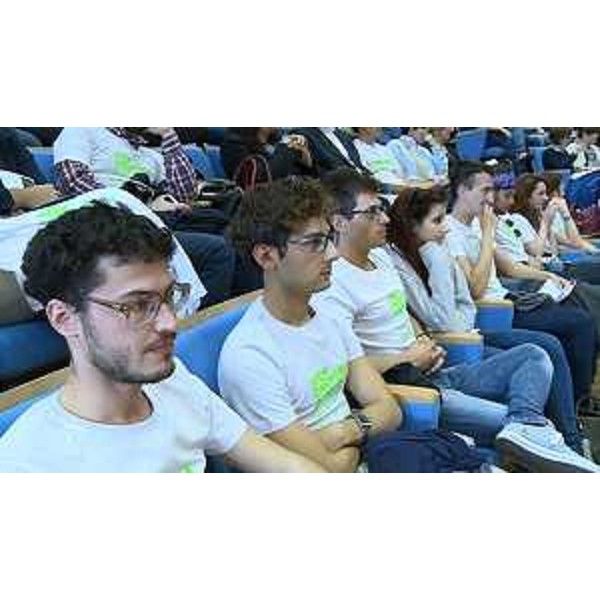 Presentazione dei principali risultati del "Progetto regionale di prevenzione e contrasto del fenomeno del bullismo omofobico" nell'Auditorium della Regione FVG - Udine 16/05/2015