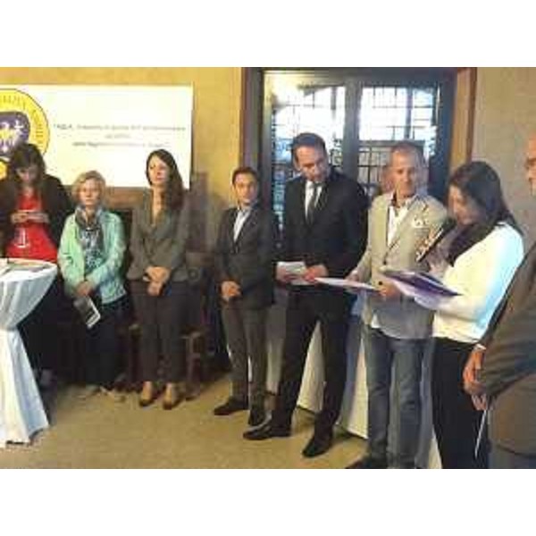 Cristiano Shaurli (Assessore regionale Risorse agricole e forestali) al convegno di apertura del Concorso internazionale del Sauvignon, in Castello - Udine 21/05/2015