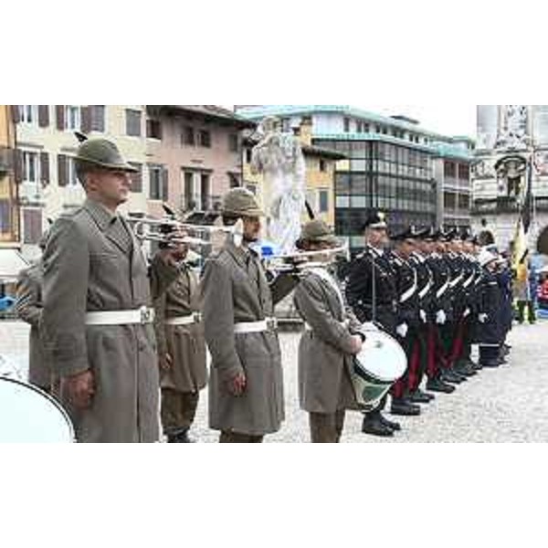 Cerimonia solenne in onore ai Caduti al Tempietto di piazza Libertà - Udine 22/05/2015