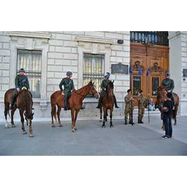 Eventi conclusivi della grande iniziativa nazionale "L'Esercito marciava ...", in piazza Unità d'Italia - Trieste 24/05/2015