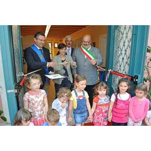 Debora Serracchiani (Presidente Regione Friuli Venezia Giulia) all'inaugurazione dei lavori di ristrutturazione di un asilo nido integrato alla scuola dell'infanzia - Joannis di Aiello del Friuli 30/05/2015