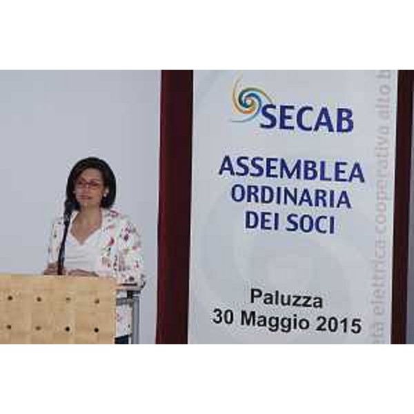 Sara Vito (Assessore regionale Ambiente ed Energia) alla centoquattresima Assemblea dei soci della Società Elettrica Cooperativa Alto But (SECAB) - Paluzza 30/05/2015 (Foto SECAB)