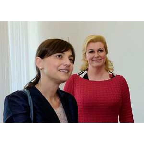 SerraccKitarovic - Debora Serracchiani (Presidente Friuli Venezia Giulia) e Kolinda Grabar-Kitarovic (presidente Croazia) – Zagabria 03/06/2015