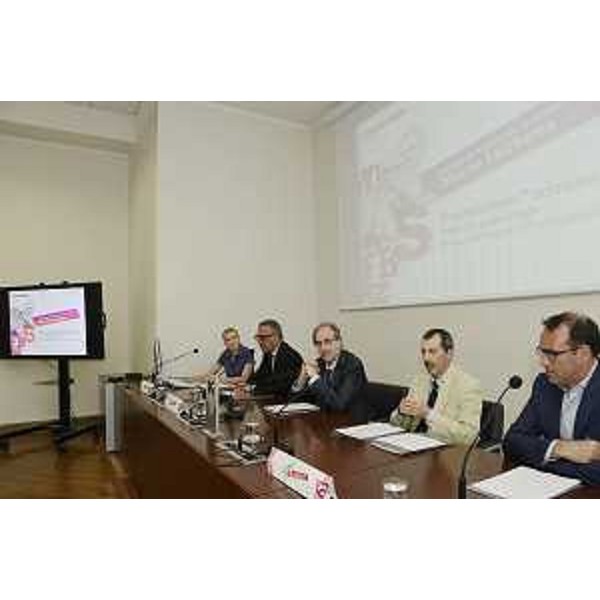 Gianni Torrenti (Assessore regionale Cultura, Sport e Solidarietà) alla presentazione della prima edizione di "L.ink" (Premio Luchetta incontra) - Trieste 08/06/2015