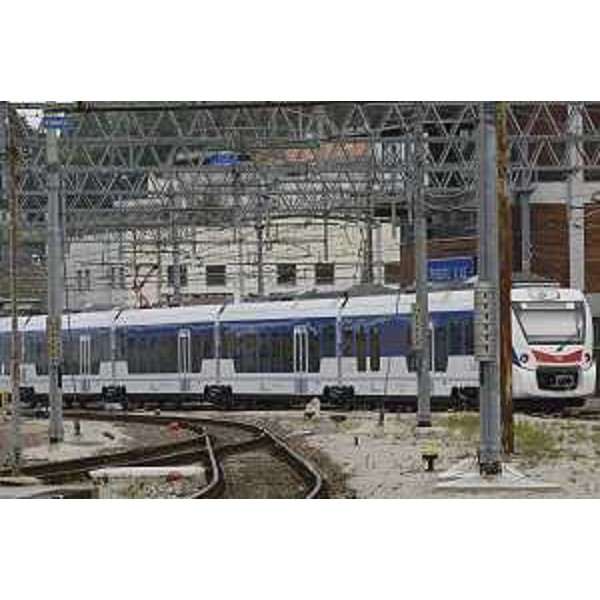 Il nuovo elettrotreno ETR 563, costruito dalle Construcciones y Auxiliar de Ferrocarriles (CAF) per la Regione FVG, in arrivo alla Stazione ferroviaria - Trieste 15/06/2015