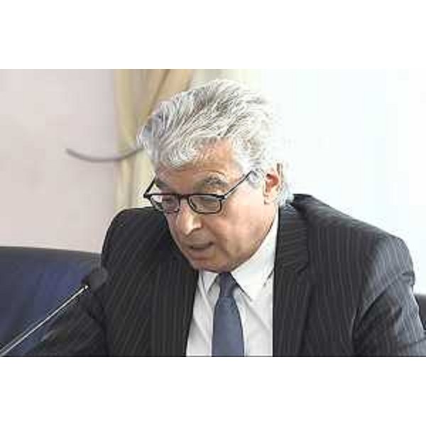 Giuseppe Sassonia (Direttore servizio Lavoro e Pari Opportunità Regione FVG) alla riunione con servizi sociali e centri antiviolenza del territorio sul Progetto Matelda (Programma Si.Con.Te. - sistema di conciliazione integrato) - Trieste 18/06/2015
