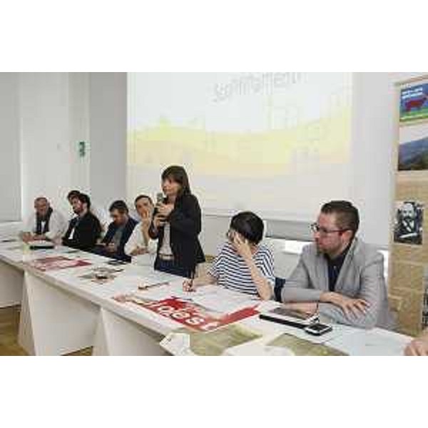 Debora Serracchiani (Presidente Regione Friuli Venezia Giulia) al dibattito "L'economia solidale incontra le istituzioni", organizzato nell'ambito dell'Incontro Nazionale di Economia Solidale (INES), nel Parco di San Giovanni - Trieste 20/06/2015