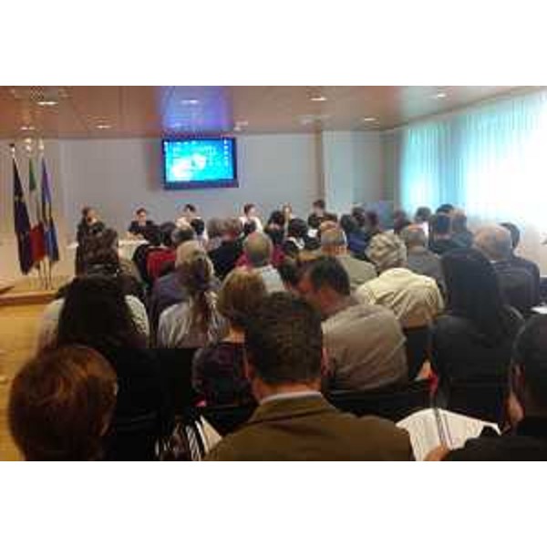 Mariagrazia Santoro (Assessore regionale Pianificazione territoriale) all'incontro iniziale del processo partecipativo per la redazione del Piano Paesaggistico Regionale (PPR), con tecnici della Regione, esperti universitari e Comuni - Udine 23/06/2015