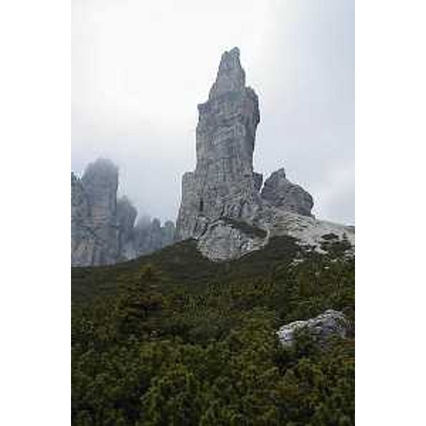 Il Campanile di Val Montanaia visto da Sud. Foto: Archivio del Corpo forestale regionale - Marco Pradella