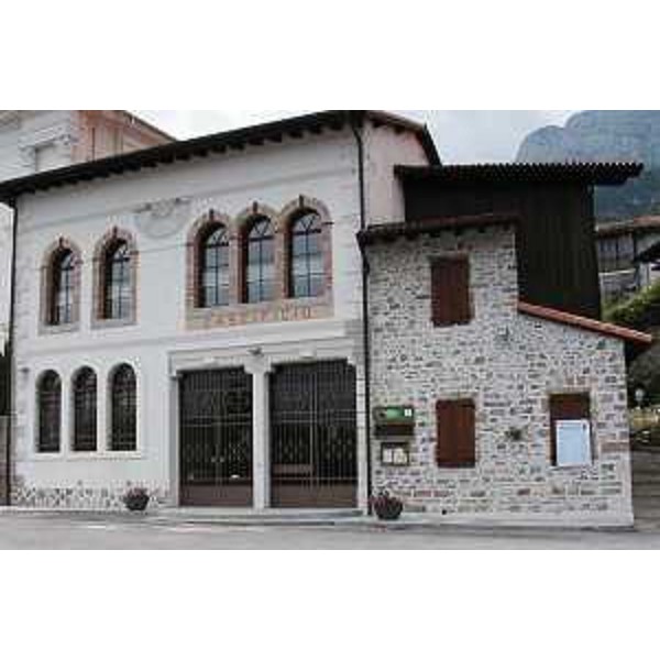 Il Centro Visite di Poffabro, Frazione di Frisanco (Pordenone). Foto: Archivio del Corpo forestale regionale - Roberto Michielis