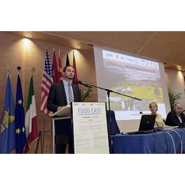 Cristiano Shaurli (Assessore regionale Risorse agricole e forestali) al Food East Research and Innovation Forum 2015 - Udine 25/06/2015