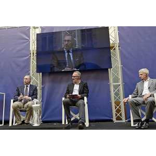 Sergio Bolzonello (Vicepresidente Regione FVG e assessore Attività produttive), Giovanni Marzini (Giornalista) e Andrea Illy (Presidente e amministratore delegato Illycaffè S.p.A.) nel corso del dibattito "EXPOttimismo", primo appuntamento della prima edizione del "Festival L.ink Premio Luchetta incontra", organizzato nell'ambito della dodicesima edizione del Premio giornalistico internazionale Marco Luchetta all'interno del Palazzo della Regione in piazza Unità - Trieste 29/06/2015