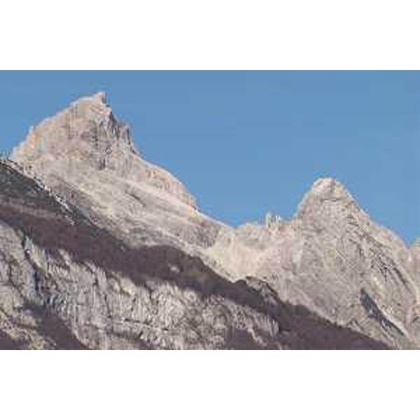 Il Monte Duranno e la Cima dei Frati. Foto: Archivio del Corpo forestale regionale - Marco Pradella