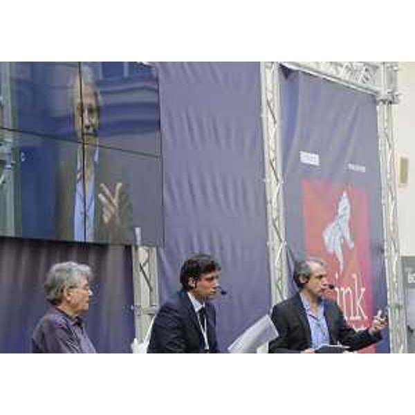 Adriano Sofri, Andrea Iacomini (Portavoce UNICEF Italia) e Marzio Babille (Responsabile ONU Iraq) alla prima edizione del "Festival L.ink Premio Luchetta incontra", organizzato nell'ambito della dodicesima edizione del Premio giornalistico internazionale Marco Luchetta all'interno del Palazzo della Regione in piazza Unità - Trieste 29/06/2015