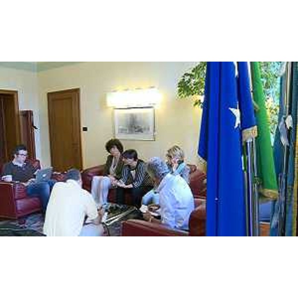 Debora Serracchiani (Presidente Regione Friuli Venezia Giulia), tra gli assessori regionali Loredana Panariti (Lavoro, Formazione, Pari Opportunità) e Maria Sandra Telesca (Politiche sociali) dopo l'approvazione delle nuove "Misure attive di inclusione sociale e di sostegno al reddito" in Consiglio regionale - Trieste 29/06/2015
