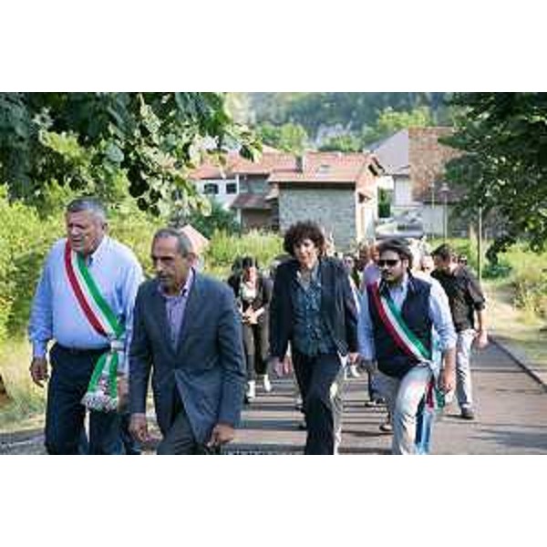 Loredana Panariti (Assessore regionale Lavoro) alla cerimonia in ricordo dei quattro Alpini Fucilati all'alba del 1° luglio 1916 - Cercivento 01/07/2015