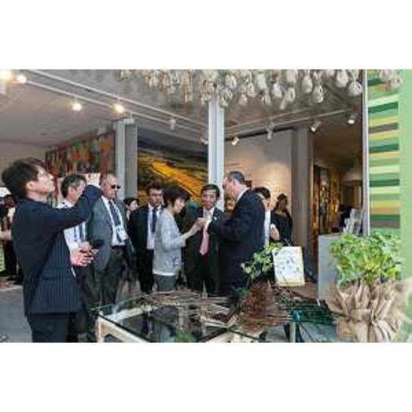 Sergio Bolzonello (Vicepresidente Friuli Venezia Giulia e assessore Attività produttive) e Yoshinobu Nisaka (governatore della Prefettura di Wakayama) in visita al Padiglione Italia Expo– Milano 05/07/2015