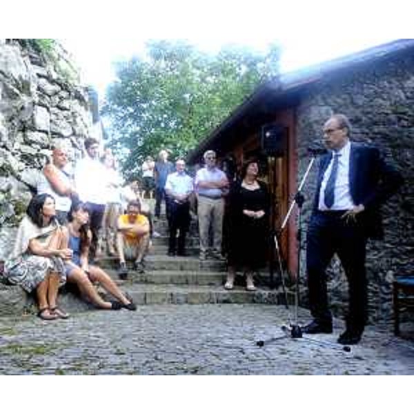 Gianni Torrenti (Asessore regionale Cultura) all'inaugurazioen della 22a edizione della "Stazione Topolò-Postaja Topolove" - Topolò 10/07/2015