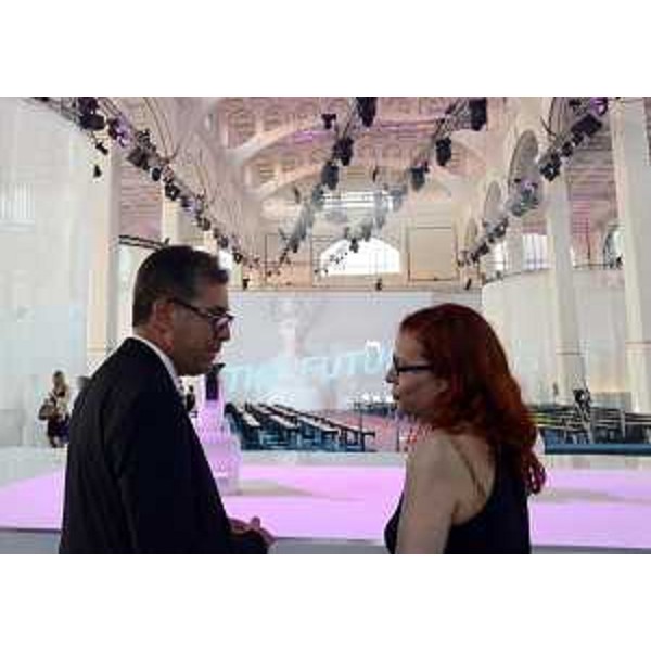 Francesco Peroni (assessore regionale alle Finanze) e Barbara Franchin (Direttore e project supervisor di ITS) – Trieste 12/07/2015