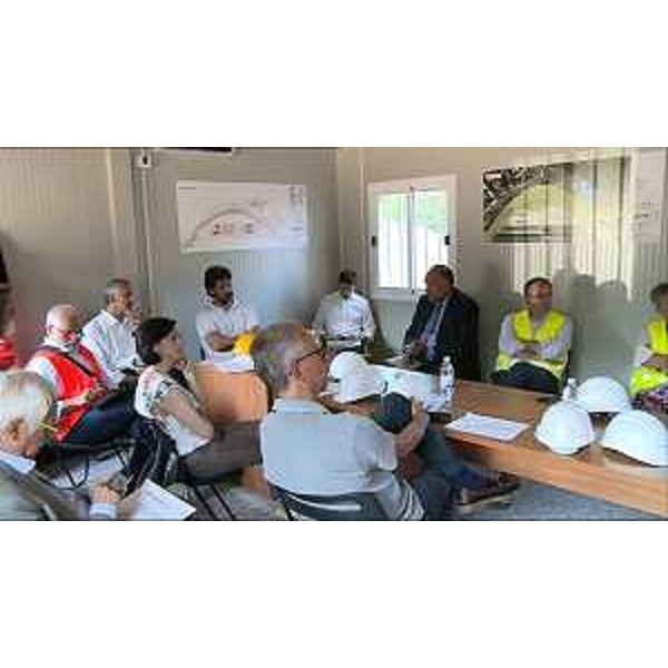 Un momento della riunione nell’ambito della visita al cantiere del sito di Servola – Trieste 14/07/2015