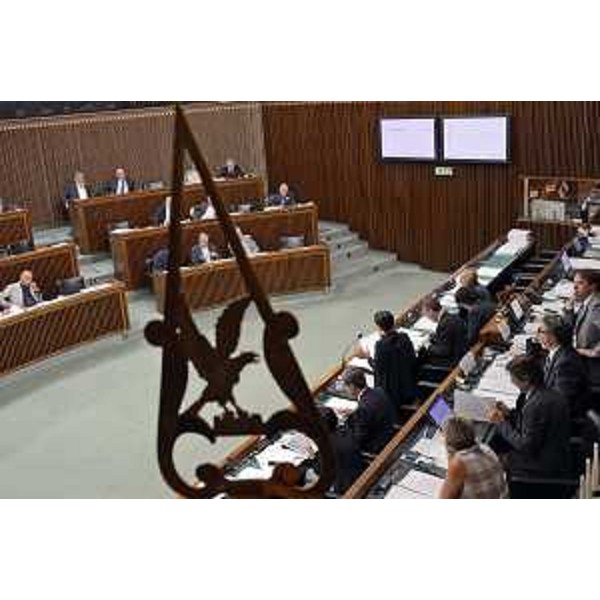 Debora Serracchiani (Presidente Regione Friuli Venezia Giulia) e la Giunta regionale nella terza giornata d'Aula dedicata all'assestamento di Bilancio, in Consiglio regionale - Trieste 23/07/2015