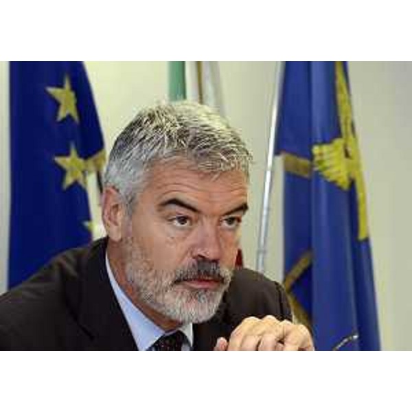 Paolo Panontin (Assessore regionale Autonomie locali e Coordinamento Riforme) alla presentazione del documento "Il percorso della Riforma", sul Riordino degli Enti locali del FVG - Udine 24/07/2015