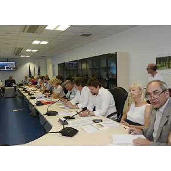 Presentazione del documento "Il percorso della Riforma", sul Riordino degli Enti locali del FVG, con sindaci, rappresentanti delle Comunità montane e di ANCI FVG - Udine 24/07/2015
