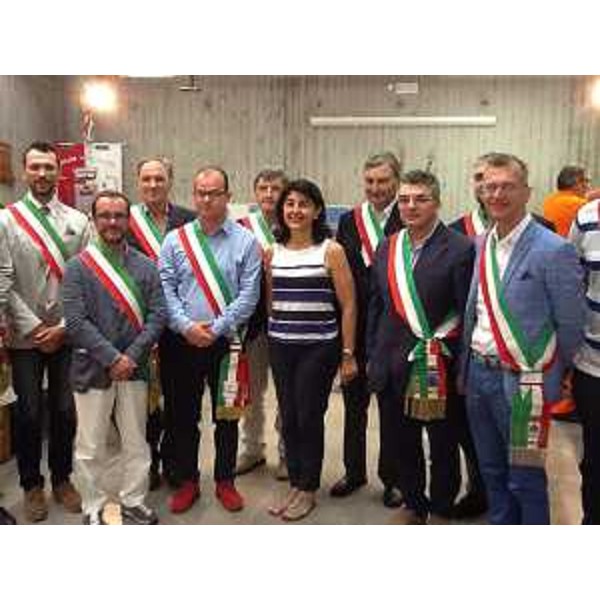 Mariagrazia Santoro (Assessore regionale Pianificazione territoriale) alla cerimonia per la sigla di tre Accordi finalizzati all'elaborazione del Piano Paesaggistico Regionale (PPR), tra Regione FVG e 11 Amministrazioni municipali del Medio e Basso Friuli - Ariis di Rivignano 25/07/2015