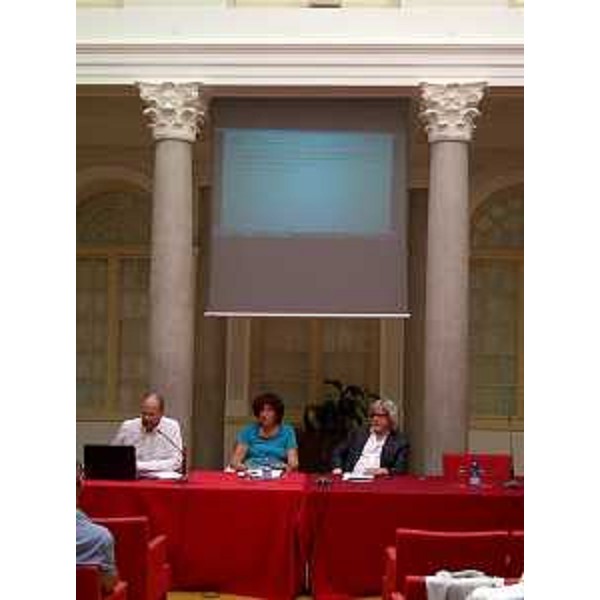 Loredana Panariti (Assessore regionale Ricerca) alla presentazione del nuovo mandato del "Distretto tecnologico Mare TC FVG", con il presidente e l'amministratore delegato del Distretto, Massimo Capoleva e Lucio Sabbadini - Monfalcone 24/07/2015