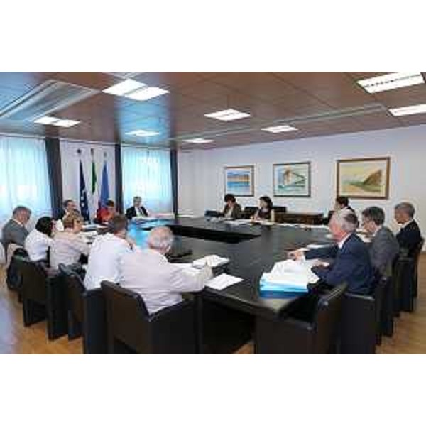 Debora Serracchiani (Presidente Regione Friuli Venezia Giulia) presiede la riunione della Giunta regionale - Udine 17/07/2015
