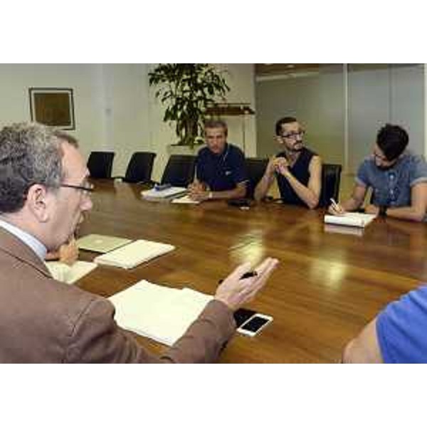 Sergio Bolzonello (Vicepresidente Regione FVG e assessore Attività produttive) con rappresentanti sindacali e Confindustria di Trieste e Gorizia per affrontare la crisi della Revas di Trieste - Udine 28/07/2015