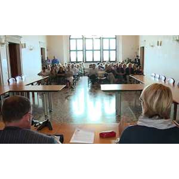 Maria Sandra Telesca (Assessore regionale Salute) al dibattito pubblico con i cittadini sulla Riforma della Sanità del FVG - Spilimbergo 30/07/2015