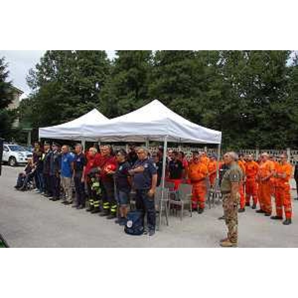 Luciano Sulli (Direttore centrale Protezione civile Regione FVG) all'inaugurazione dei Campi operativi gemellati per la Campagna Antincendi Boschivi (AIB) 2015 - Vico del Gargano 31/07/2015
