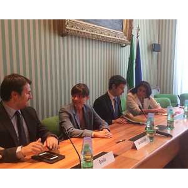 Francesco Brollo (Sindaco Tolmezzo), Debora Serracchiani (Presidente Regione Friuli Venezia Giulia) e Andrea Orlando (Ministro Giustizia) - Roma 06/08/2015