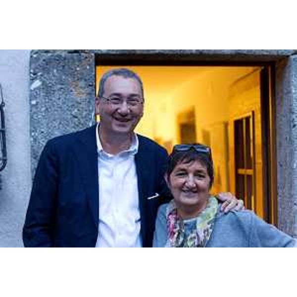 Sergio Bolzonello (vicepresidente e assessore regionale Attività produttive, cooperazione e turismo) con la fotografa Ulderica Da Pozzo - Ravascletto 18/08/2015