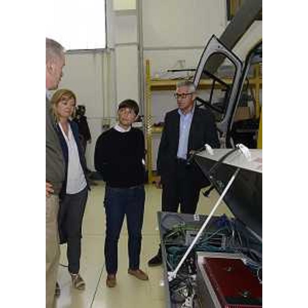 Isabella De Monte (Parlamentare europea) e Debora Serracchiani (Presidente Regione Friuli Venezia Giulia) durante la visita alla Helica S.r.l. - Amaro 24/08/2015