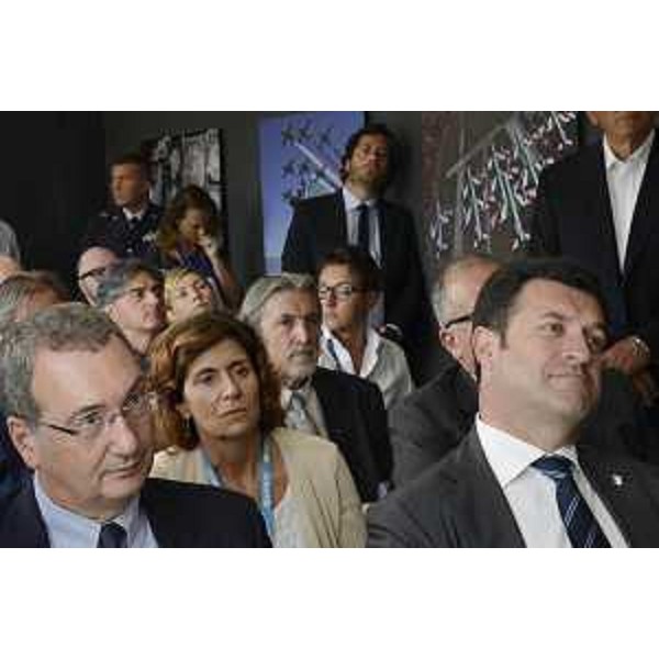 Sergio Bolzonello (Vicepresidente Regione FVG) e Franco Iacop (Presidente Consiglio regionale) alla conferenza stampa di presentazione delle iniziative per il 55° anniversario della Pattuglia Acrobatica Nazionale (PAN) "Frecce Tricolori" - Base Aerea Militare di Rivolto 25/08/2015