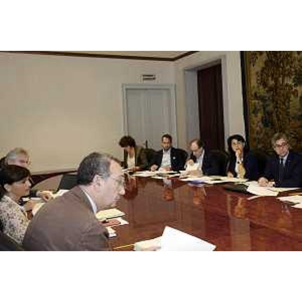 Debora Serracchiani (Presidente Regione Friuli Venezia Giulia) e Sergio Bolzonello (Vicepresidente Regione FVG e assessore Attività produttive, Cooperazione e Turismo) durante la riunione della Giunta regionale - Trieste 28/08/2015