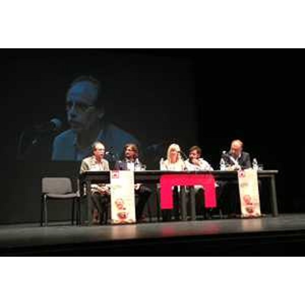 Gianni Torrenti (Assessore regionale Cultura), Diego Matuchina (Direttore organizzativo La Contrada), Livia Amabilino (Presidente La Contrada), Matteo Oleotto (Direttore artistico La Contrada) e Roberto Cosolini (Sindaco Trieste) alla presentazione della Stagione di Prosa 2015-2016 de La Contrada Teatro Stabile di Trieste - Trieste 01/09/2015