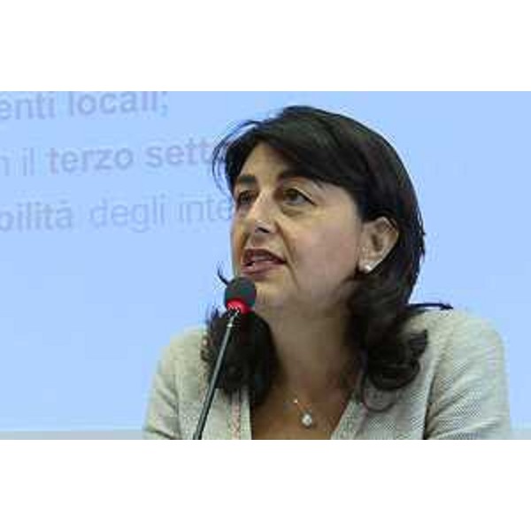 Mariagrazia Santoro (Assessore regionale Pianificazione territoriale ed Edilizia) agli Stati generali della Casa, nell'Auditorium della Regione FVG - Udine 02/09/2015